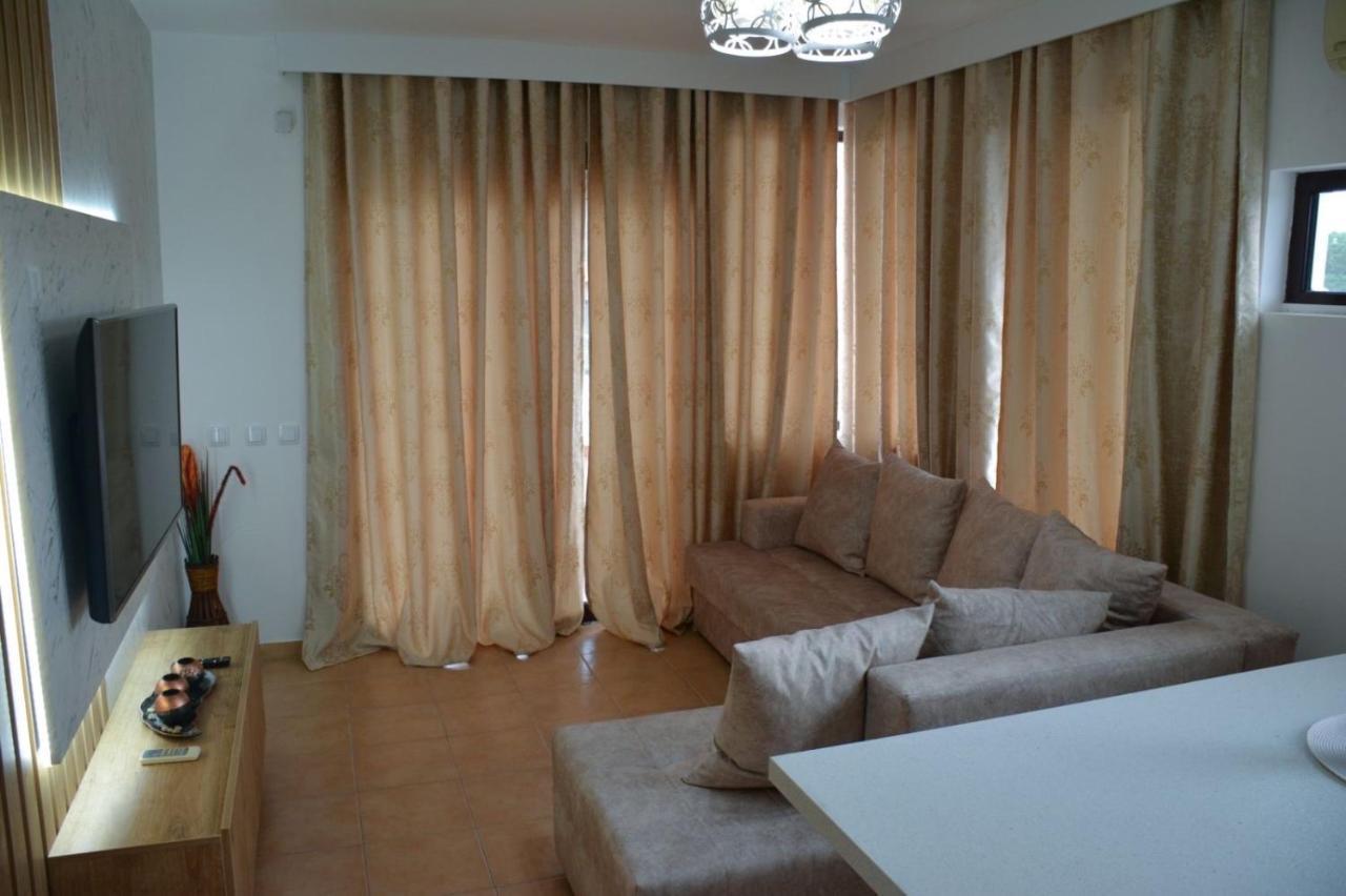 Buzuku House 호텔 울친 외부 사진